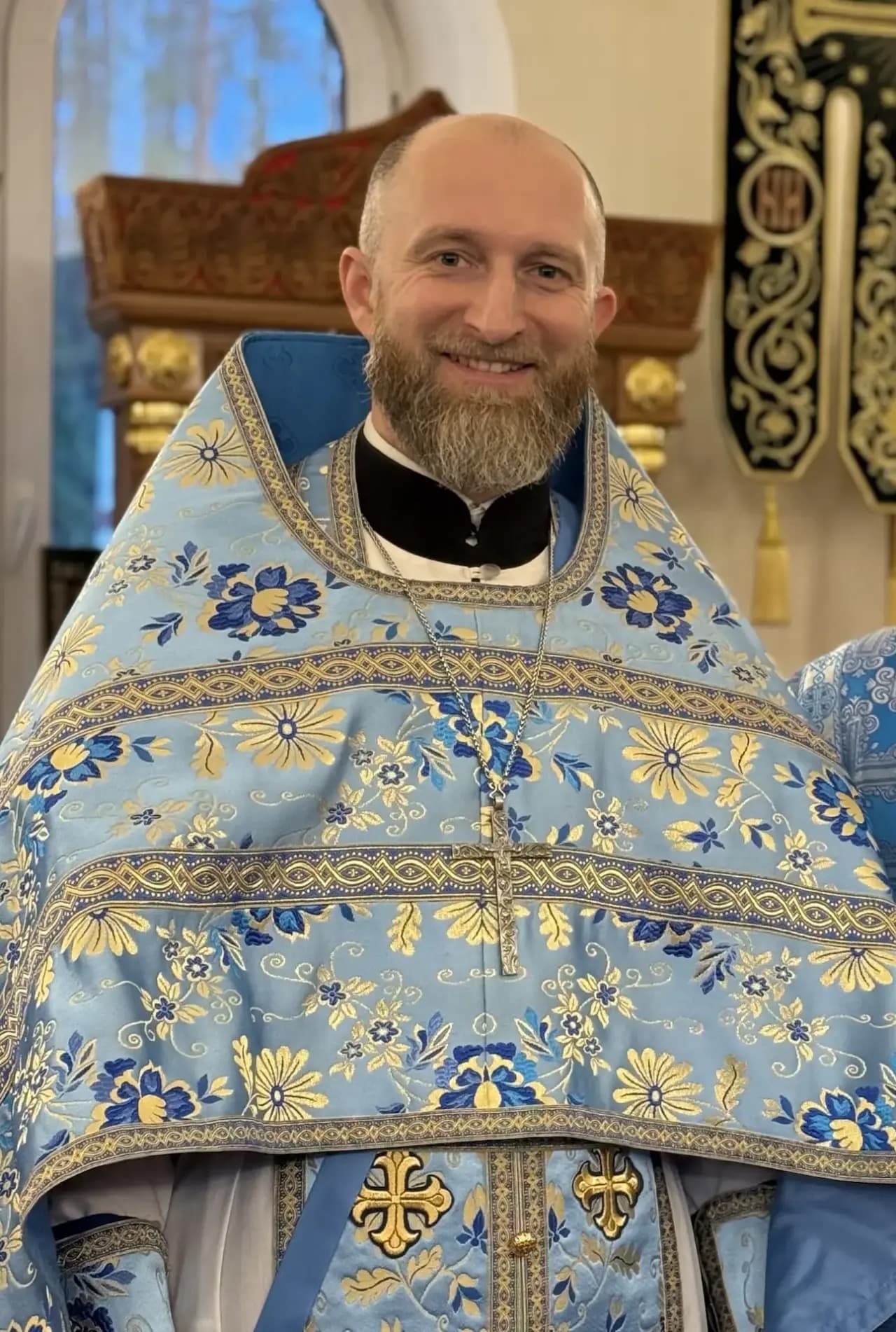 Настоятель храма священник Тимофей Ивашкин